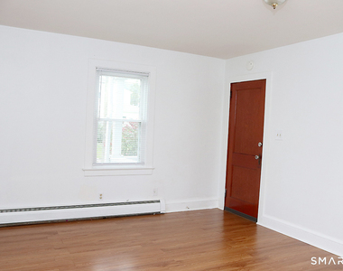 94 Wadhams Avenue - Photo Thumbnail 2