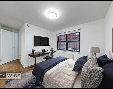 96 Fifth Avenue - Photo Thumbnail 4