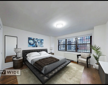 96 Fifth Avenue - Photo Thumbnail 3