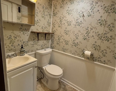 1554 2nd Street - Photo Thumbnail 6