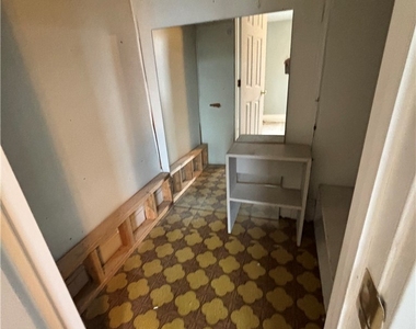 1554 2nd Street - Photo Thumbnail 15
