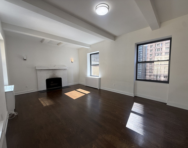 145 West 55th Street - Photo Thumbnail 2