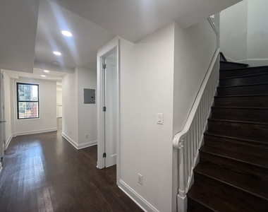 145 West 55th Street - Photo Thumbnail 9