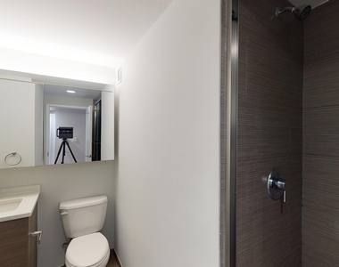401 E 34th St - Photo Thumbnail 4