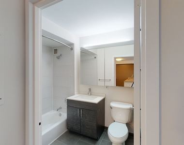 120 W. 21st - Photo Thumbnail 4
