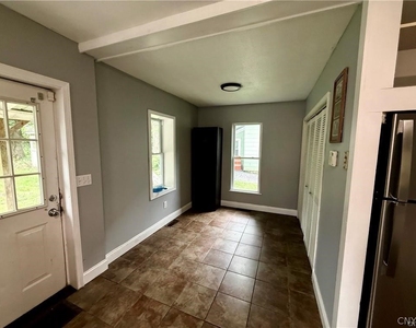 732 Leray Street - Photo Thumbnail 2