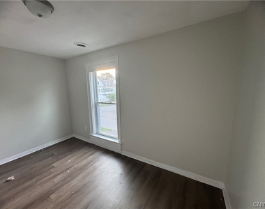 604 Court Street - Photo Thumbnail 17