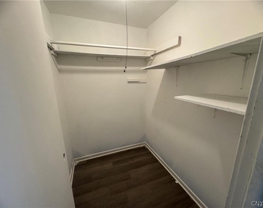 604 Court Street - Photo Thumbnail 7