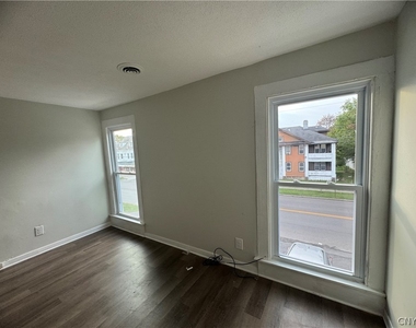 604 Court Street - Photo Thumbnail 18