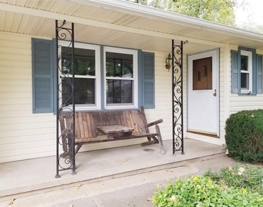 32 Maridana Drive - Photo Thumbnail 1
