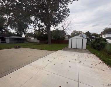 548 77th Street - Photo Thumbnail 17