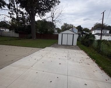 548 77th Street - Photo Thumbnail 16