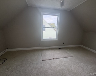 548 77th Street - Photo Thumbnail 13