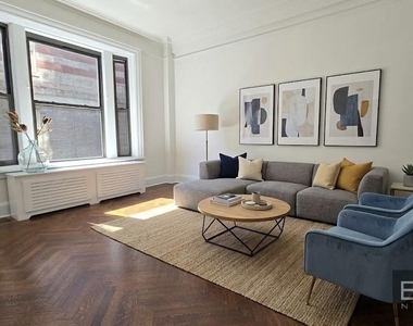 West 72nd Street - Photo Thumbnail 1