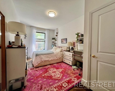 141 Joralemon Street - Photo Thumbnail 9