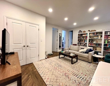 141 Joralemon Street - Photo Thumbnail 3
