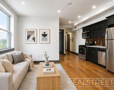 1322 Prospect Place - Photo Thumbnail 2