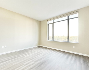 1524 Sheepshead Bay Road - Photo Thumbnail 5