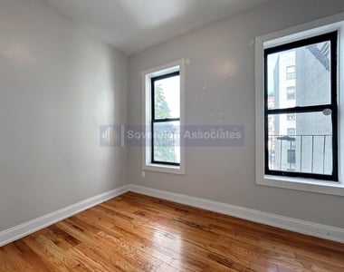 573 West 159th Street - Photo Thumbnail 3
