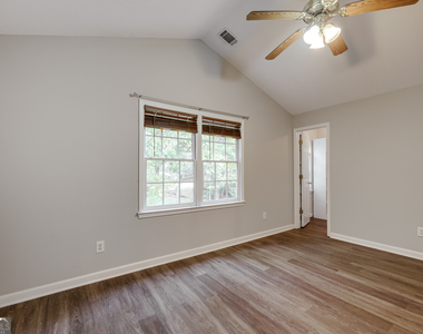 555 Snapfinger Drive - Photo Thumbnail 28