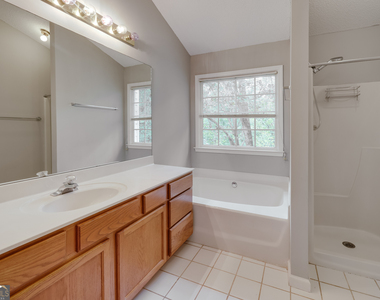 555 Snapfinger Drive - Photo Thumbnail 31