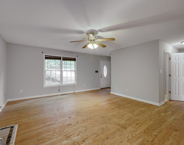 555 Snapfinger Drive - Photo Thumbnail 3