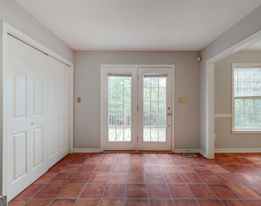 555 Snapfinger Drive - Photo Thumbnail 12