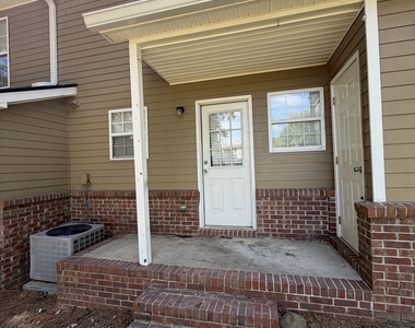 519 Lawson Street - Photo Thumbnail 28