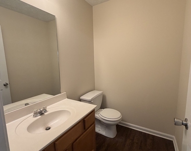 519 Lawson Street - Photo Thumbnail 18