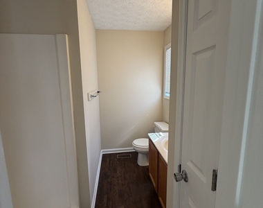 519 Lawson Street - Photo Thumbnail 24
