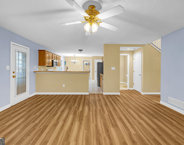 270 Brook Hollow Drive - Photo Thumbnail 7