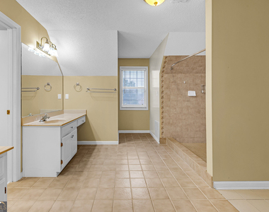 270 Brook Hollow Drive - Photo Thumbnail 25