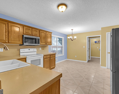 270 Brook Hollow Drive - Photo Thumbnail 8