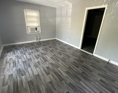 2120 Mutual Avenue - Photo Thumbnail 9