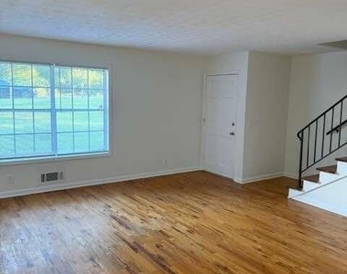5921 Kay Drive - Photo Thumbnail 2