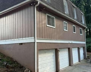 5921 Kay Drive - Photo Thumbnail 11