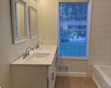 5921 Kay Drive - Photo Thumbnail 10