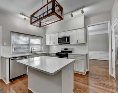 7470 Brookwood Way - Photo Thumbnail 14
