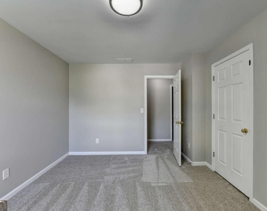 7470 Brookwood Way - Photo Thumbnail 45