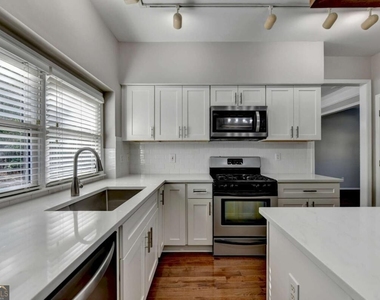 7470 Brookwood Way - Photo Thumbnail 18