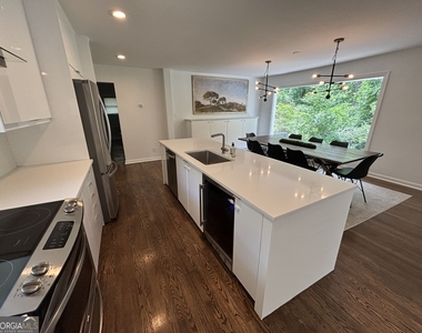 1453 Oconee Pass Ne - Photo Thumbnail 3
