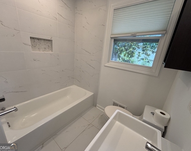 1453 Oconee Pass Ne - Photo Thumbnail 13