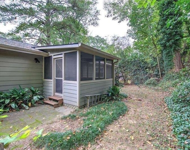 1990 Glenroy Place Se - Photo Thumbnail 33