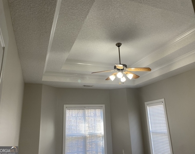 44 Vaux Way - Photo Thumbnail 8