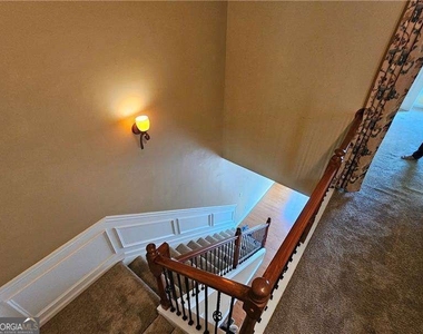 1367 Thornborough Drive - Photo Thumbnail 12