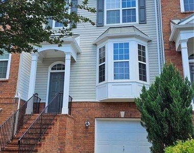 1367 Thornborough Drive - Photo Thumbnail 26