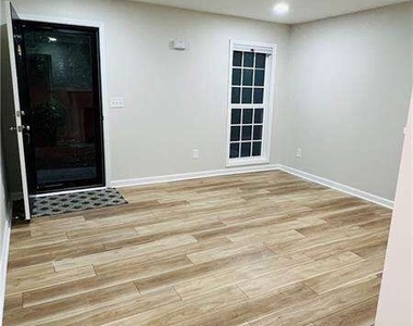 1166 Booth Road Sw - Photo Thumbnail 2