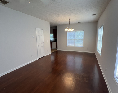 390 Hawthorne Extension - Photo Thumbnail 1