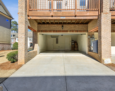 7395 Glisten Avenue - Photo Thumbnail 21