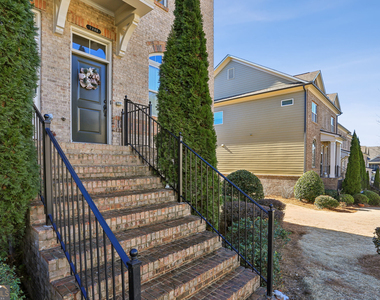 7395 Glisten Avenue - Photo Thumbnail 1